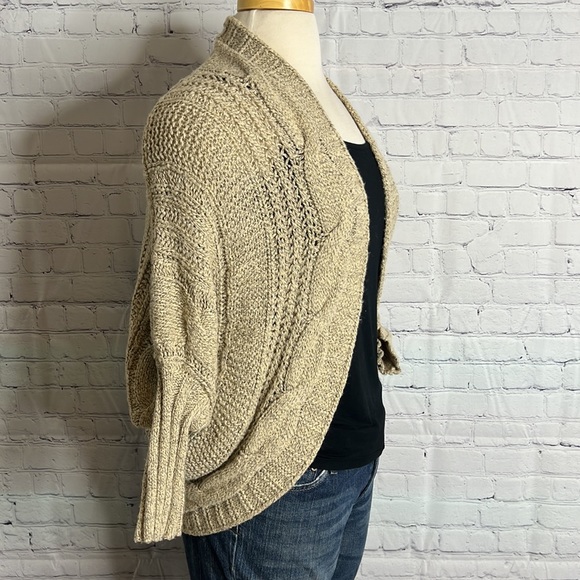 Cardigan (M/L) - Picture 2 of 9